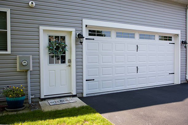 24/7 Emergency Garage Door Panel Replacement experts in Caribou County County, ID
